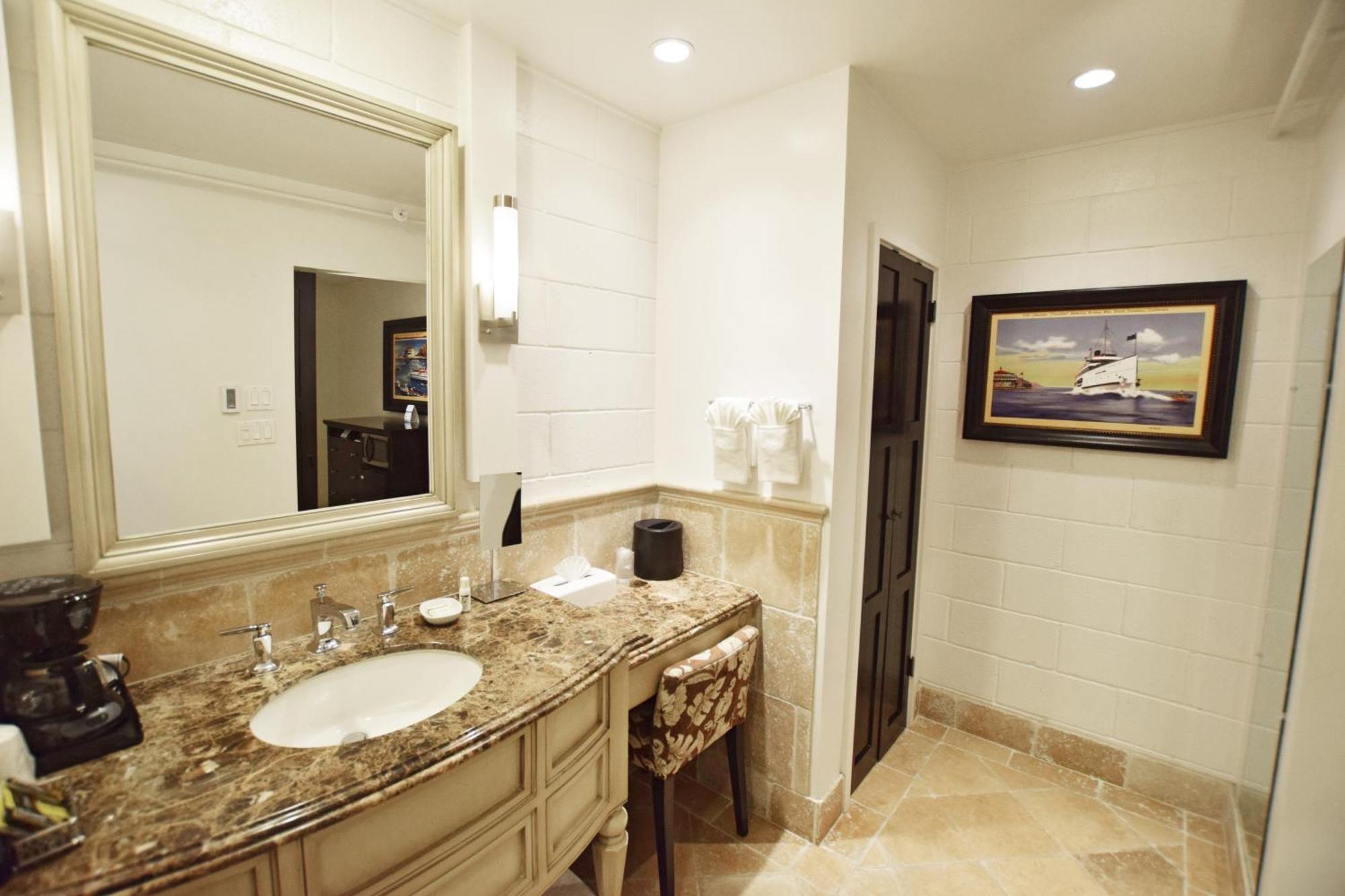 Catalina Courtyard Suites Avalon Ngoại thất bức ảnh