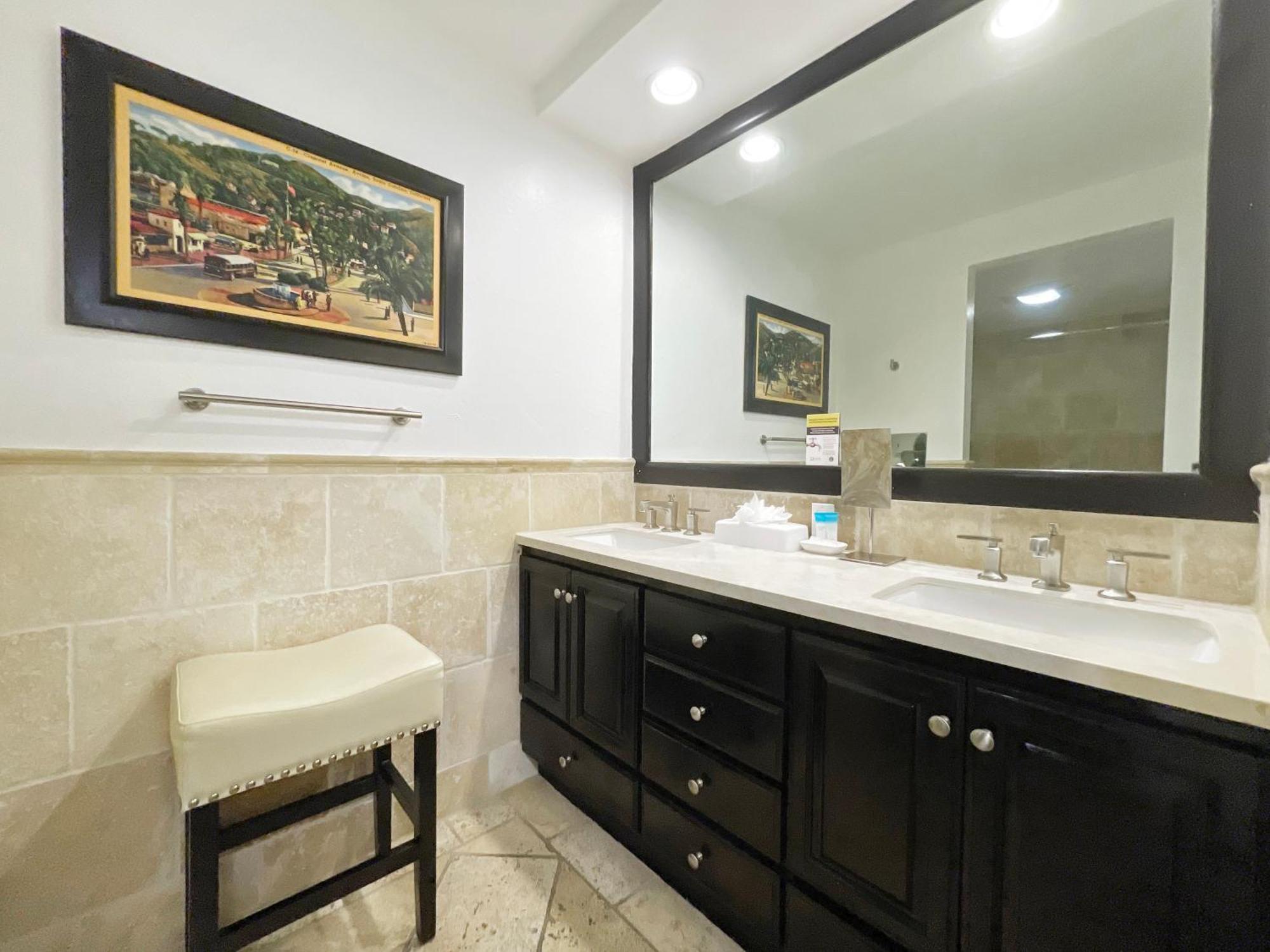 Catalina Courtyard Suites Avalon Ngoại thất bức ảnh