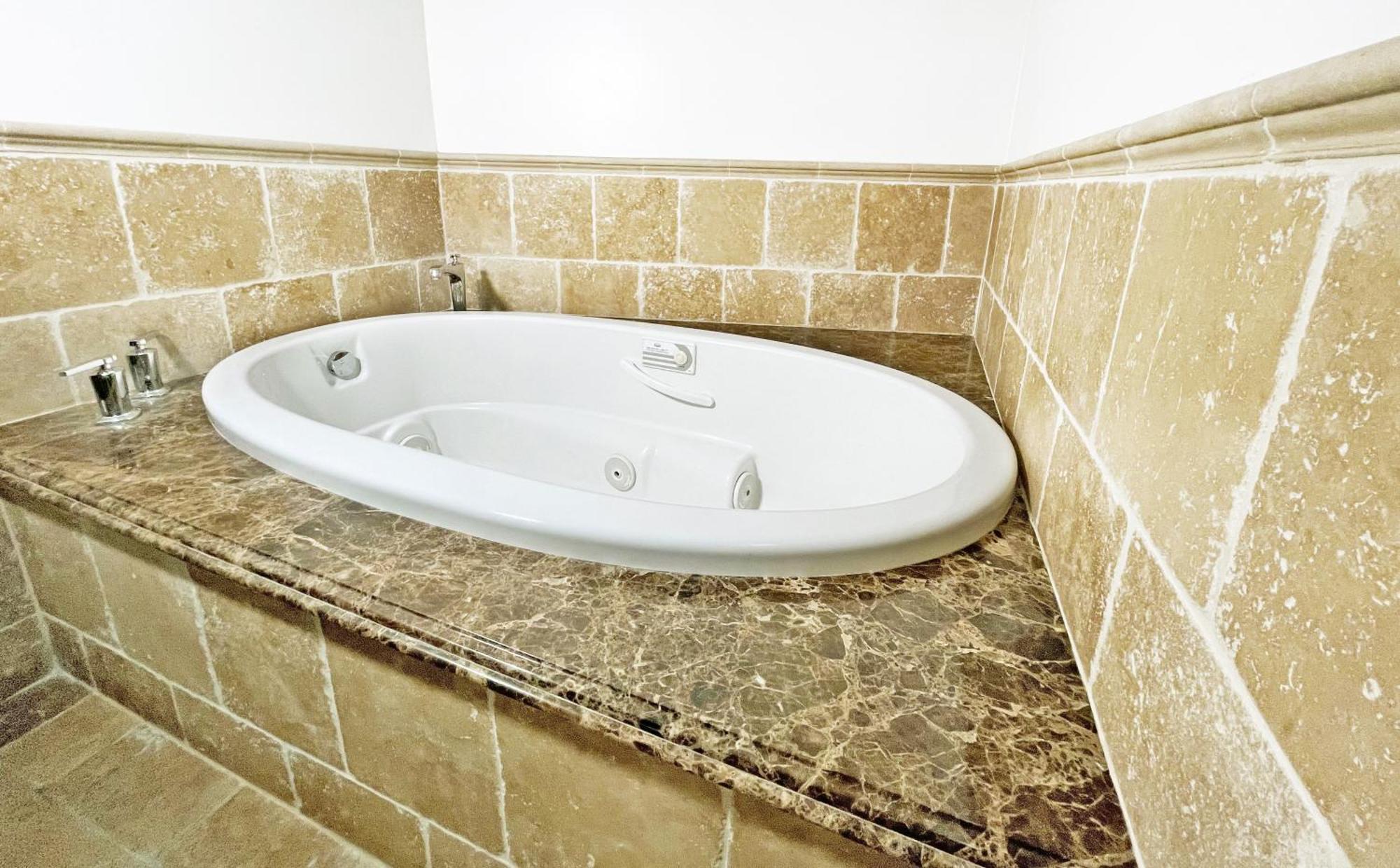 Catalina Courtyard Suites Avalon Ngoại thất bức ảnh