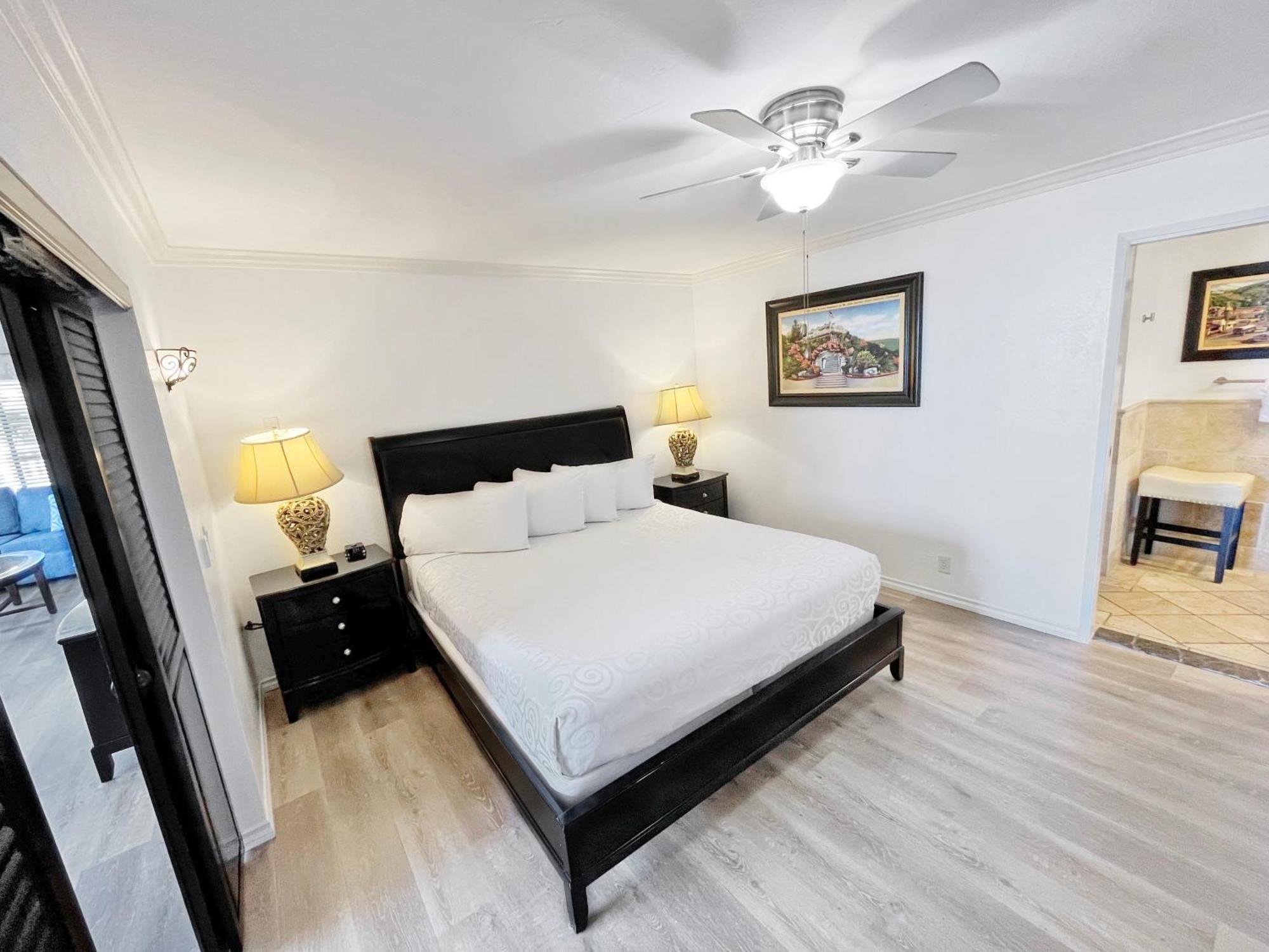Catalina Courtyard Suites Avalon Ngoại thất bức ảnh