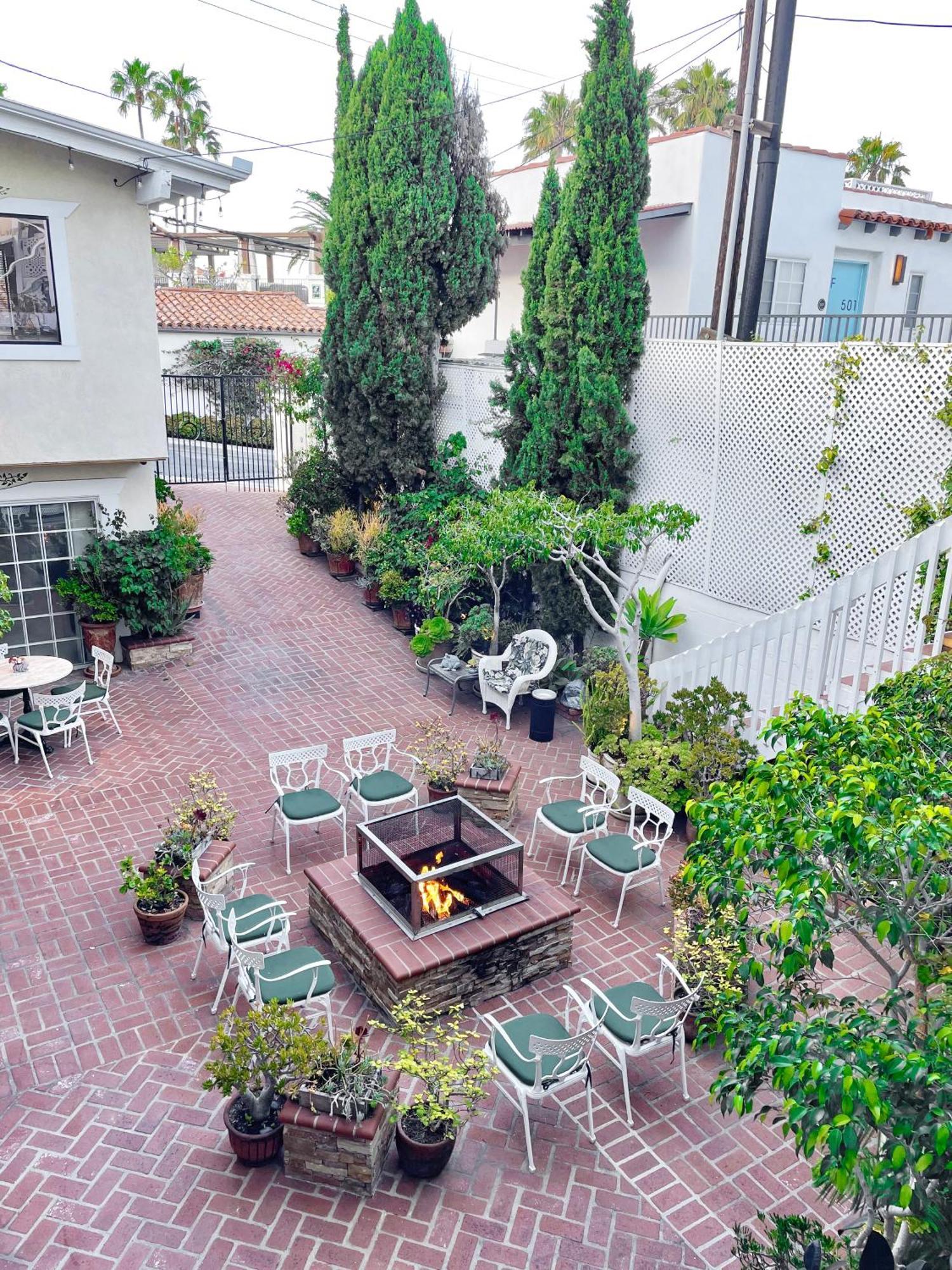 Catalina Courtyard Suites Avalon Ngoại thất bức ảnh